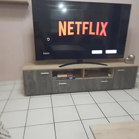 Apartament τina's *